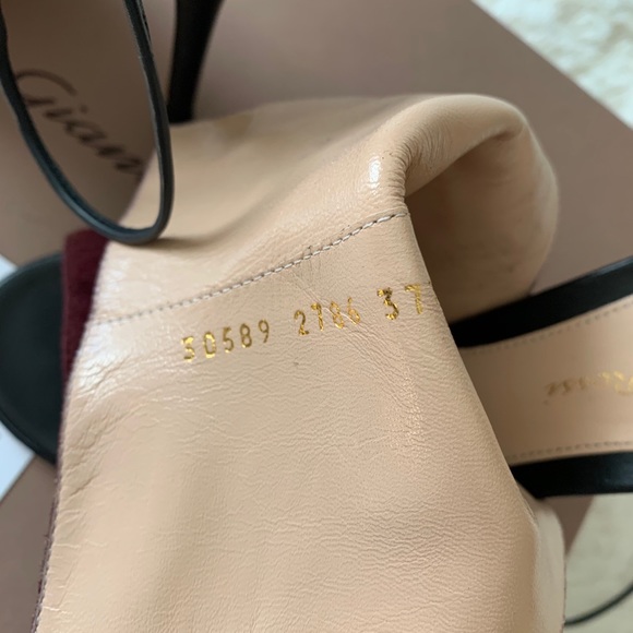 gianvito rossi heels✨ - Picture 2 of 8